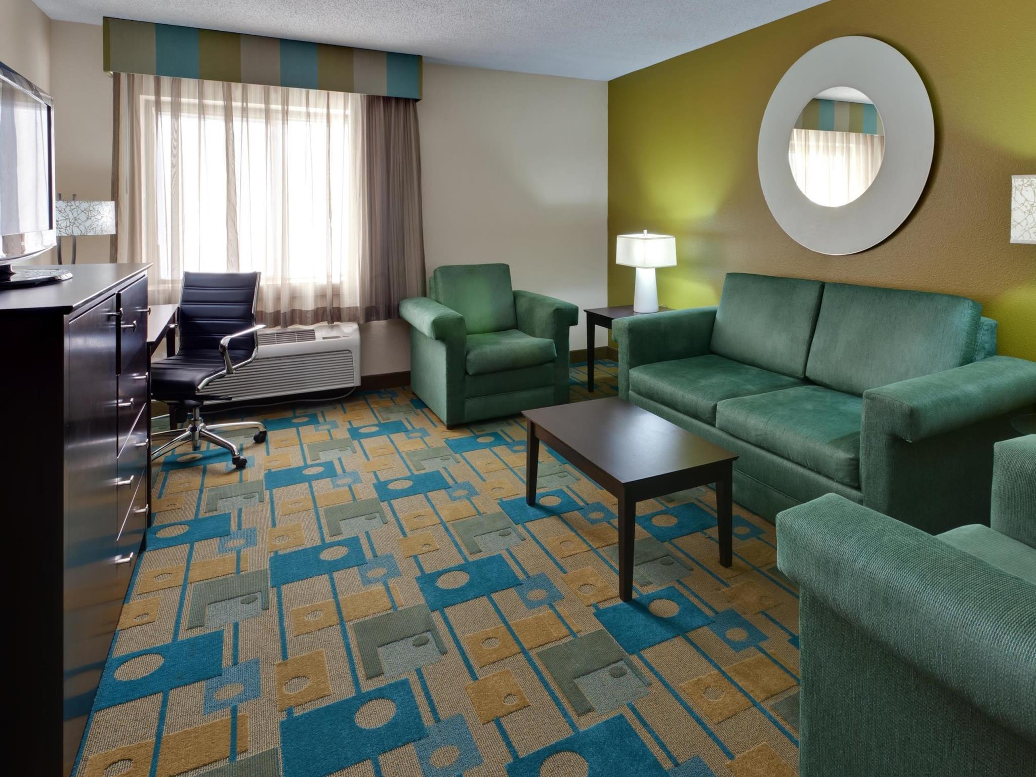 La Quinta By Wyndham Plattsburgh Ξενοδοχείο Εξωτερικό φωτογραφία